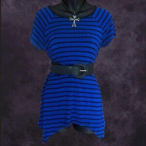 Cable & Gauge Asymmetrical Striped Tee